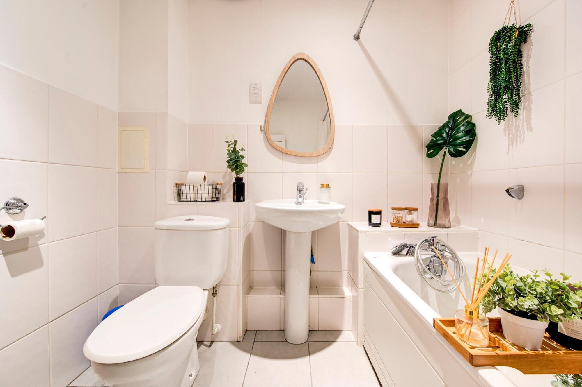 Boho Chic Tower Bridge Gem, Sleeps 8 Appartement *