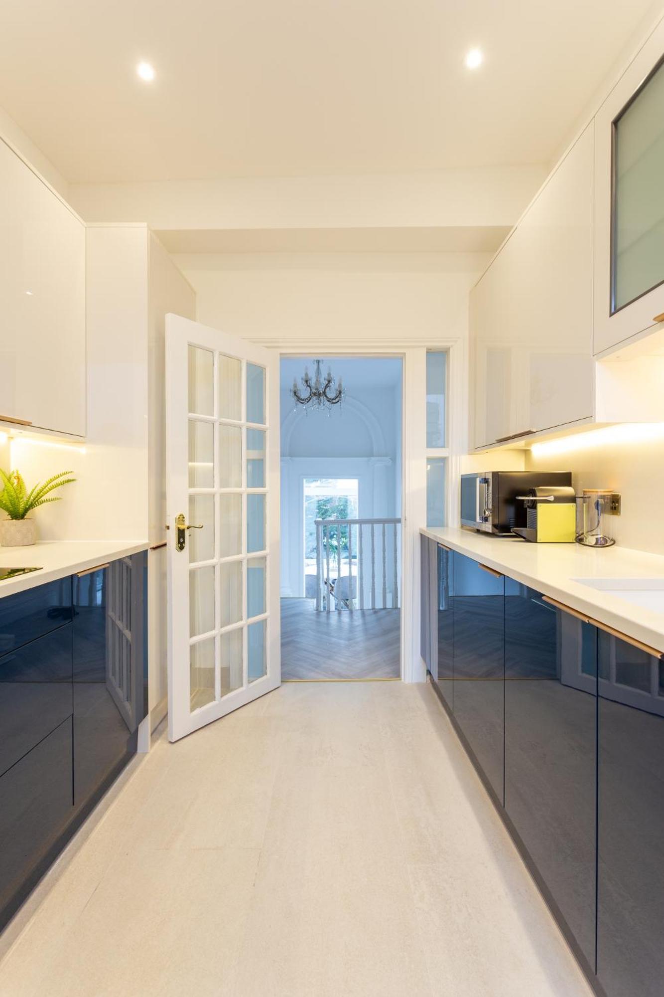 Stunning Large 4 Bedroom Victorian Ferienhaus London