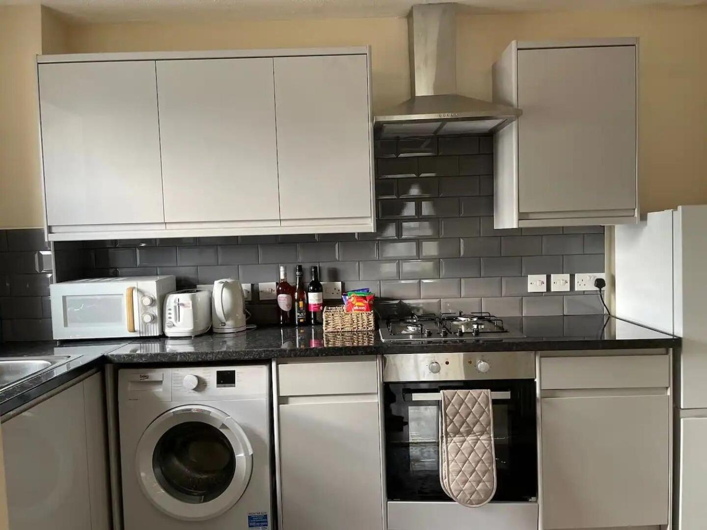 Leilighet 4min Walk Uni Of East 1br *