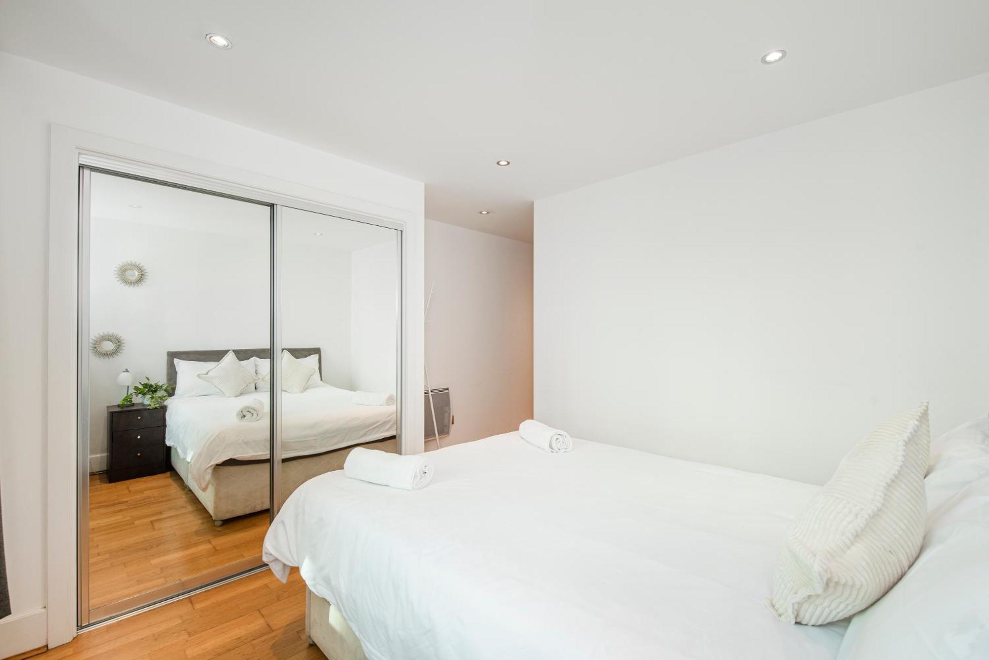 Compact 2 Bed Good Transport Links