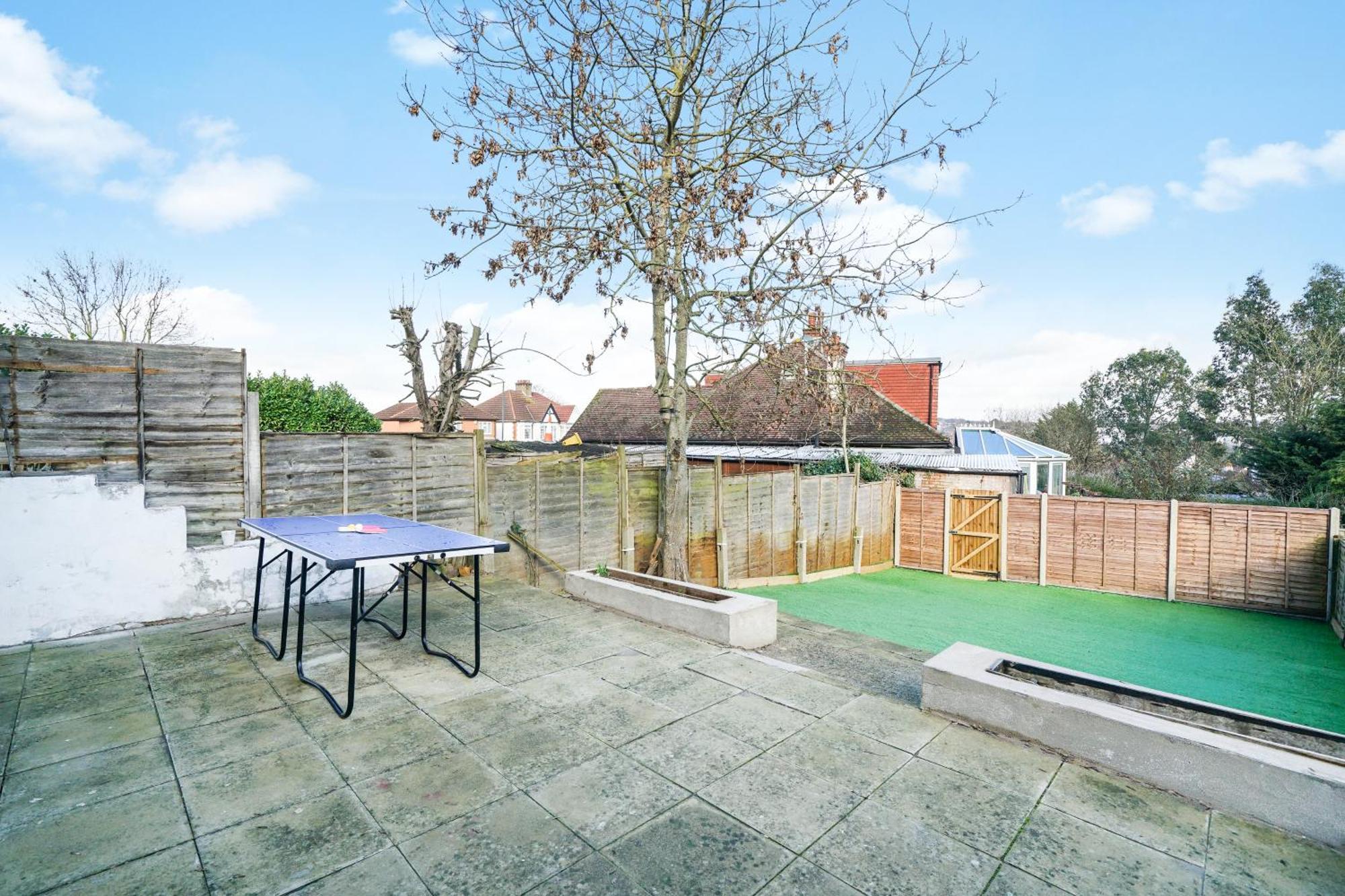 Feriehus Luxurious House In Wembley - Garden