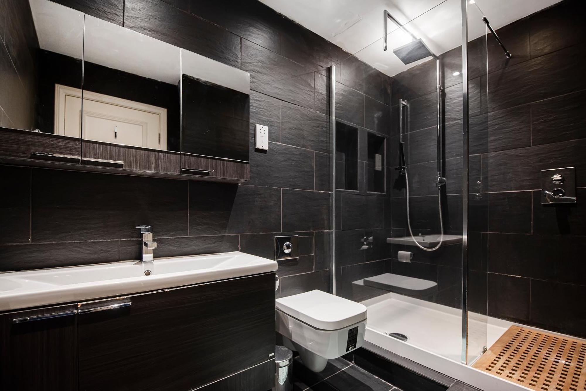 2 Bed Maissonette Lejlighed London