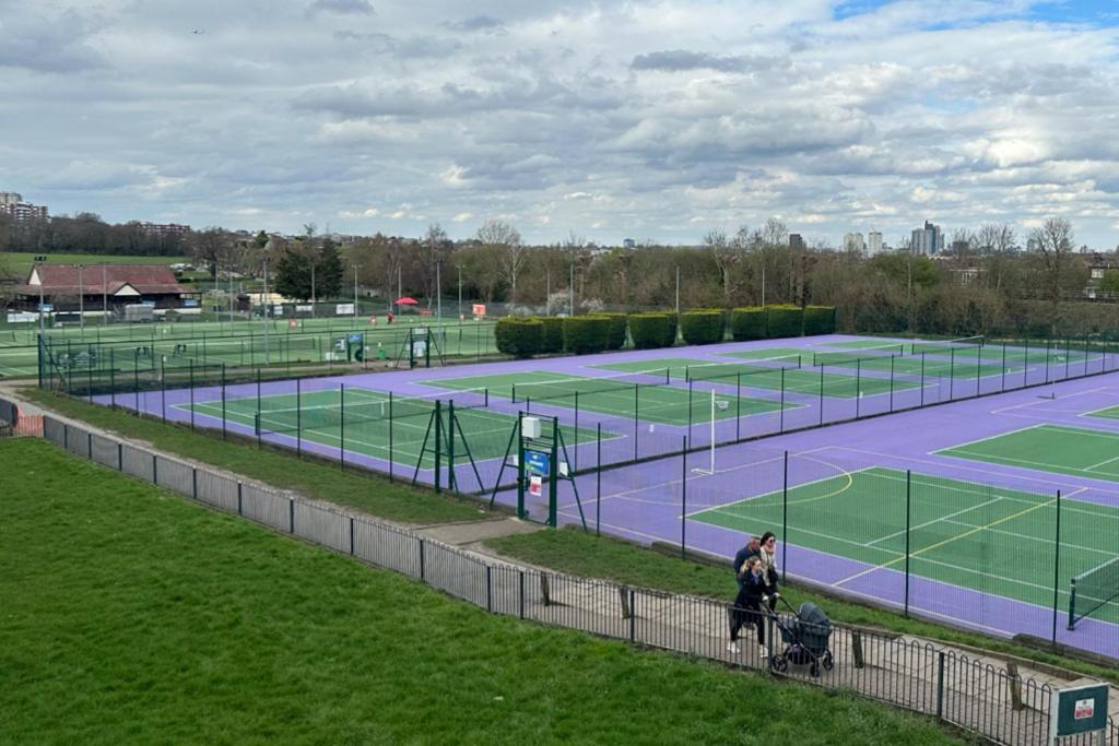 Wimbledon 2 Bed Tennis & Travel Londen
