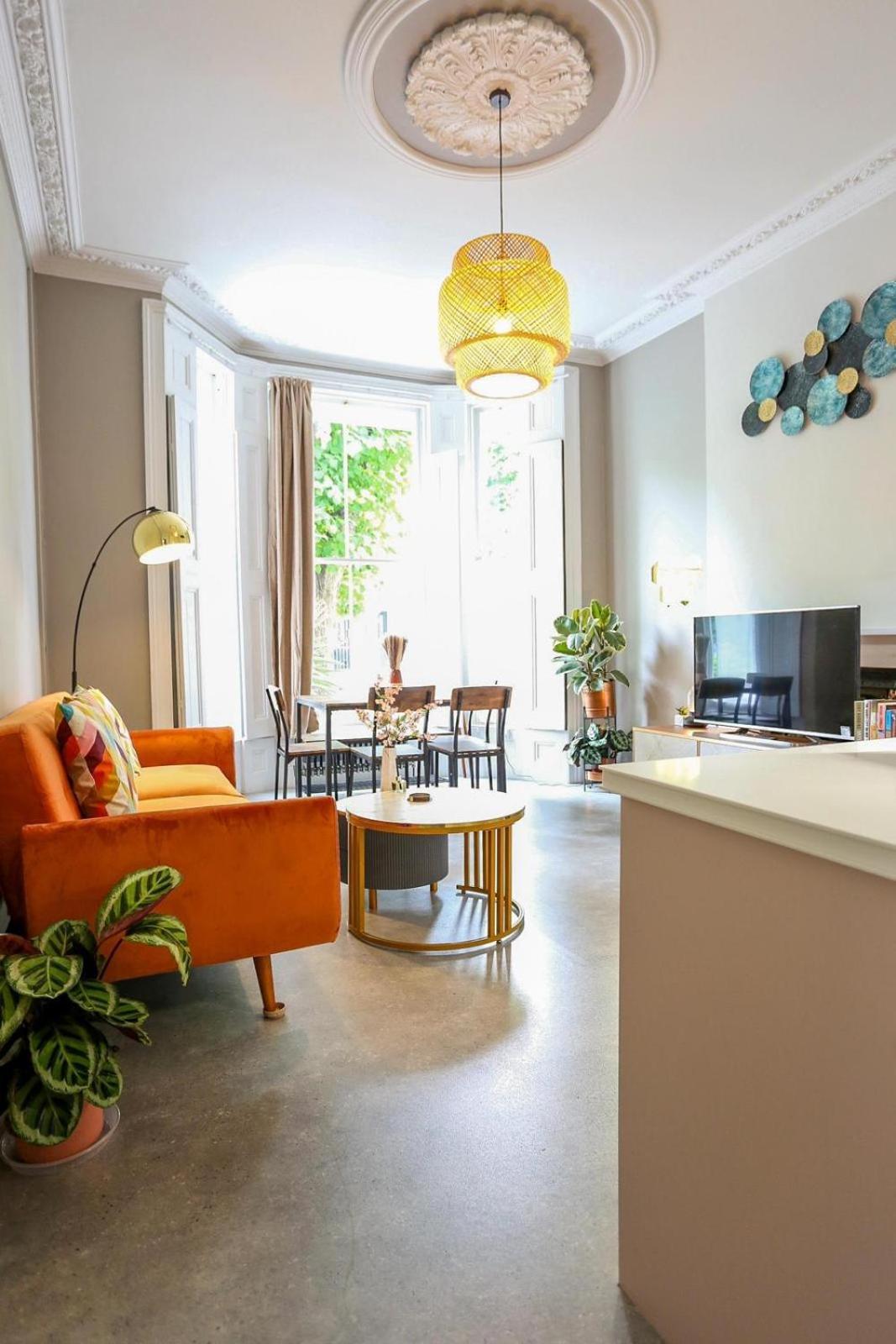 Charming 1 Bed Flat Portobello London