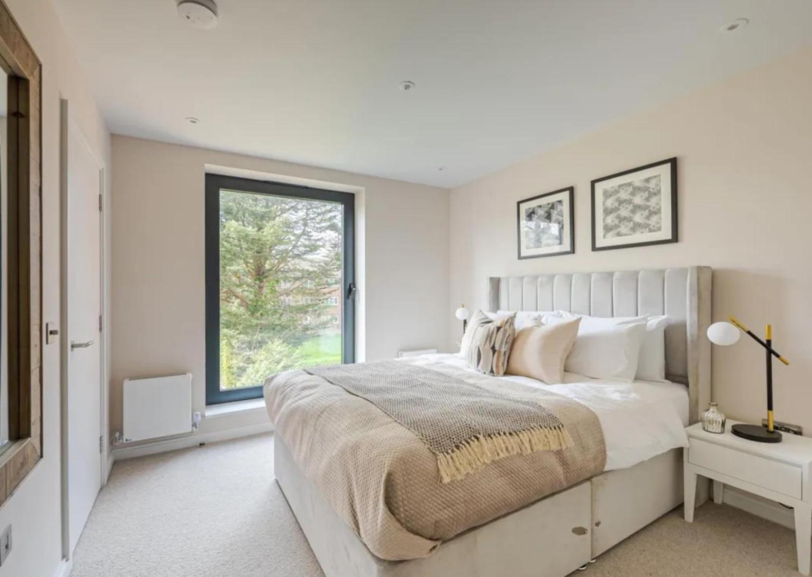 Lägenhet Kings Mews Elegance: City Sparrow's Premier 2-bedroom Residences London