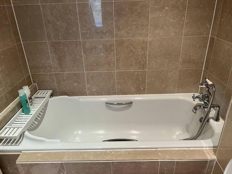 Apartment Luxury 3 Bedroom, 3 Bath By Oxford St & Soho *