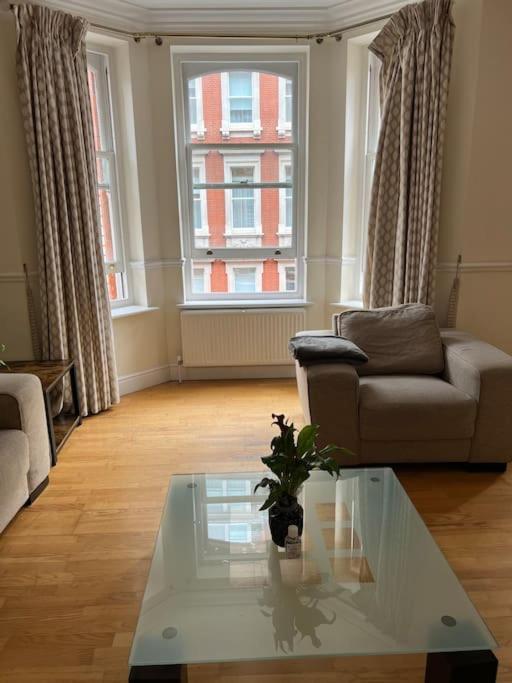 Apartment Luxury 3 Bedroom, 3 Bath By Oxford St & Soho *