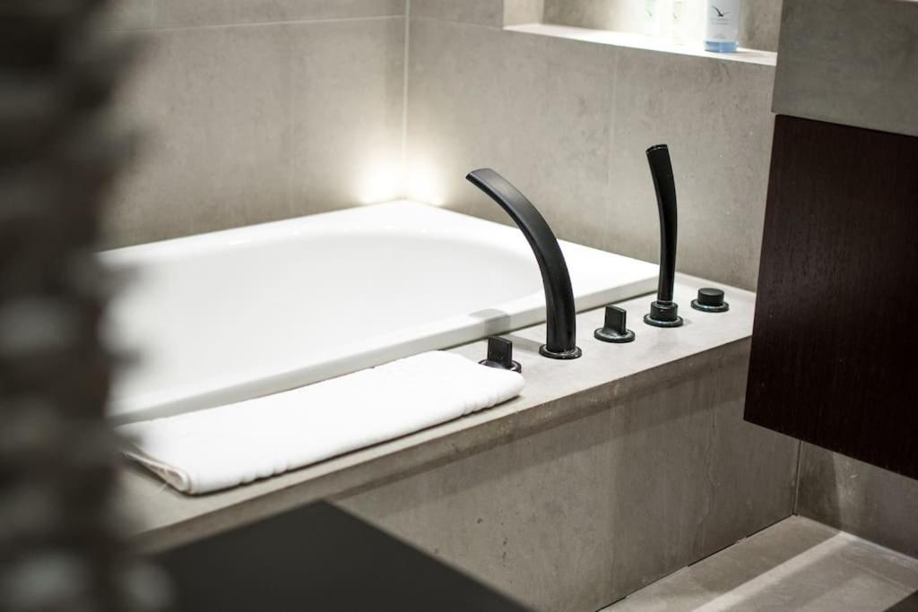 Hyde Park South Kensington Apartment *