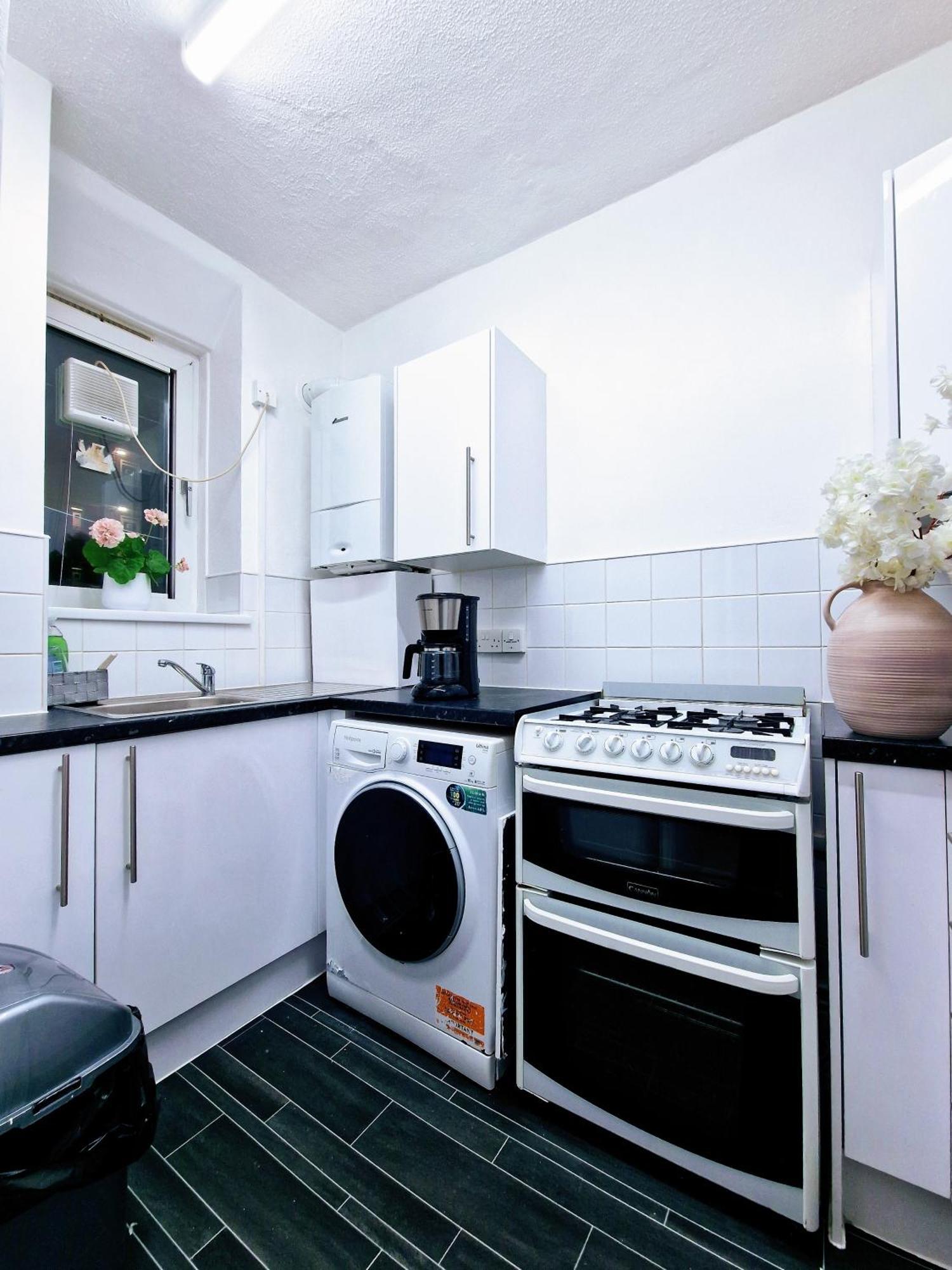 1 Bedroom Flat Lägenhet London