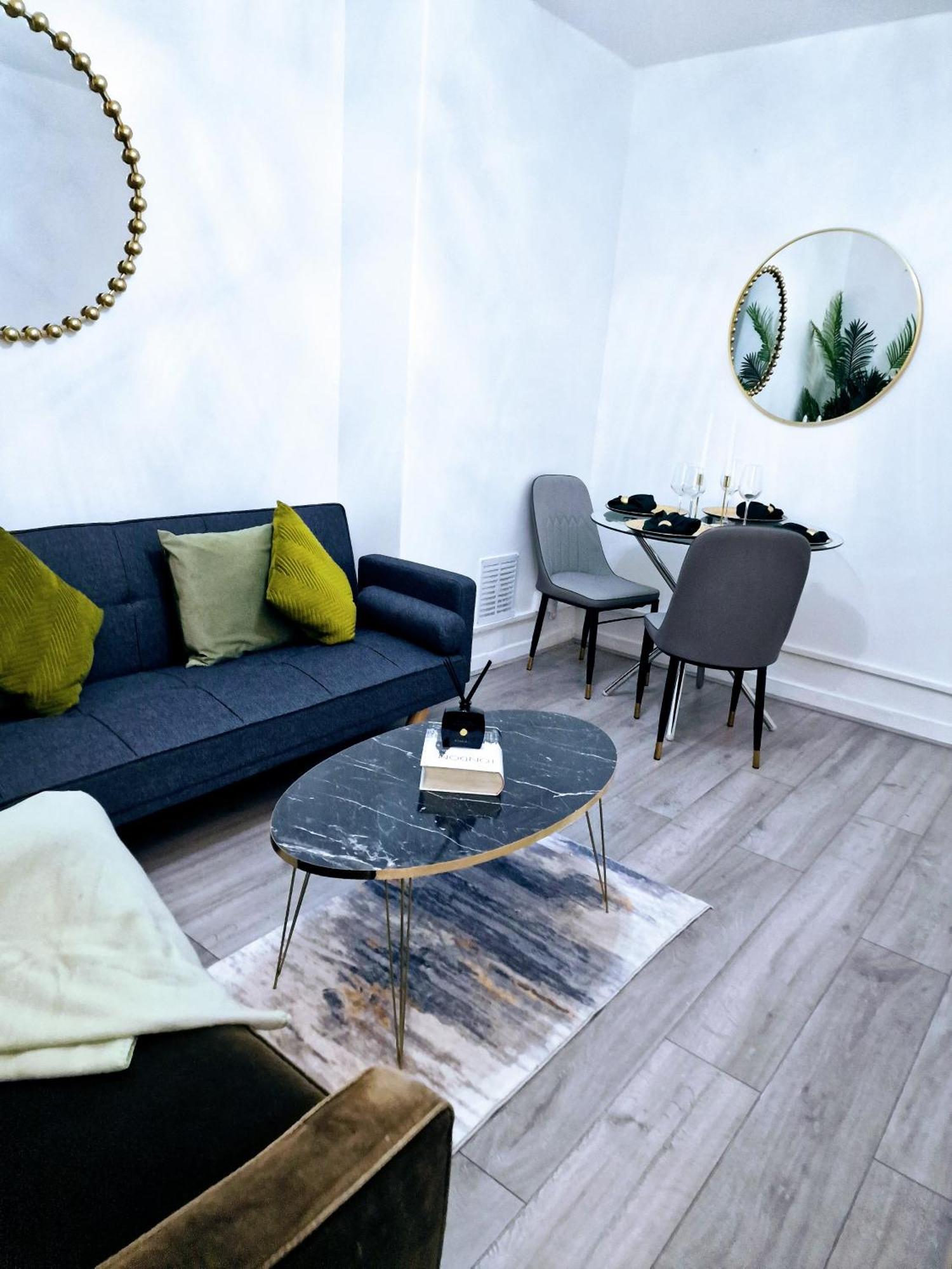 1 Bedroom Flat Lägenhet