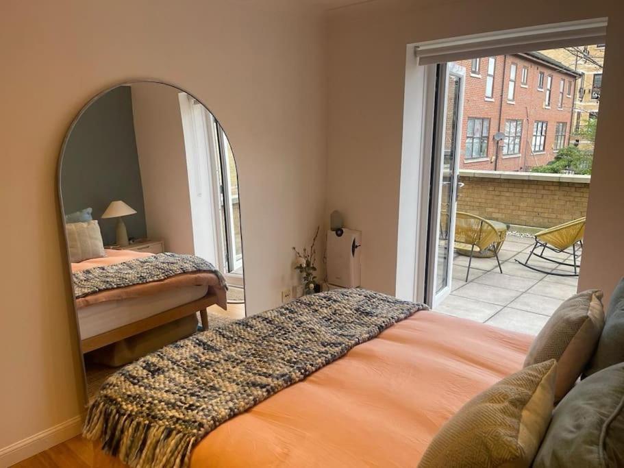 Appartement Flat In - Close To Excel
