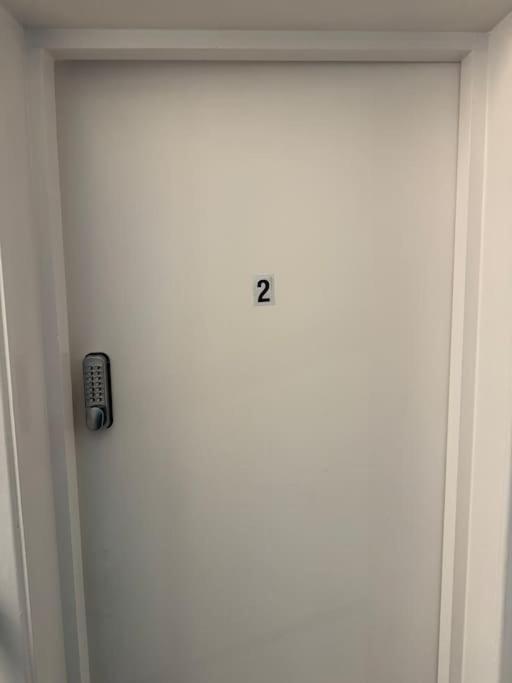 Apartment 4 Bedroom Entire Flat, Kings Cross Road London
