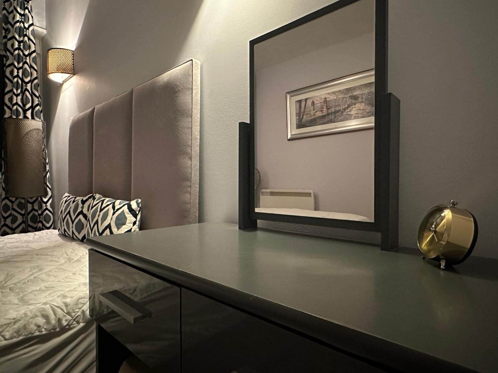 Modern Flat - Fantastic Location 10 Min Walking To Oxford Street! Lägenhet London