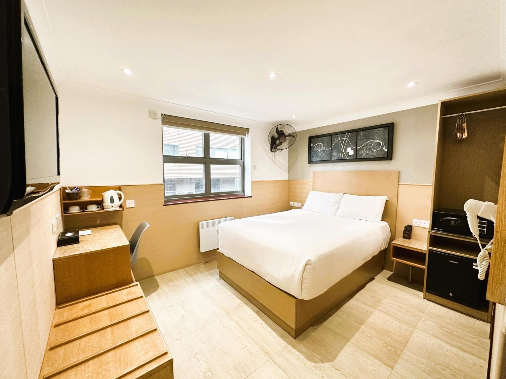 Eurotraveller Hotel- Express 3*