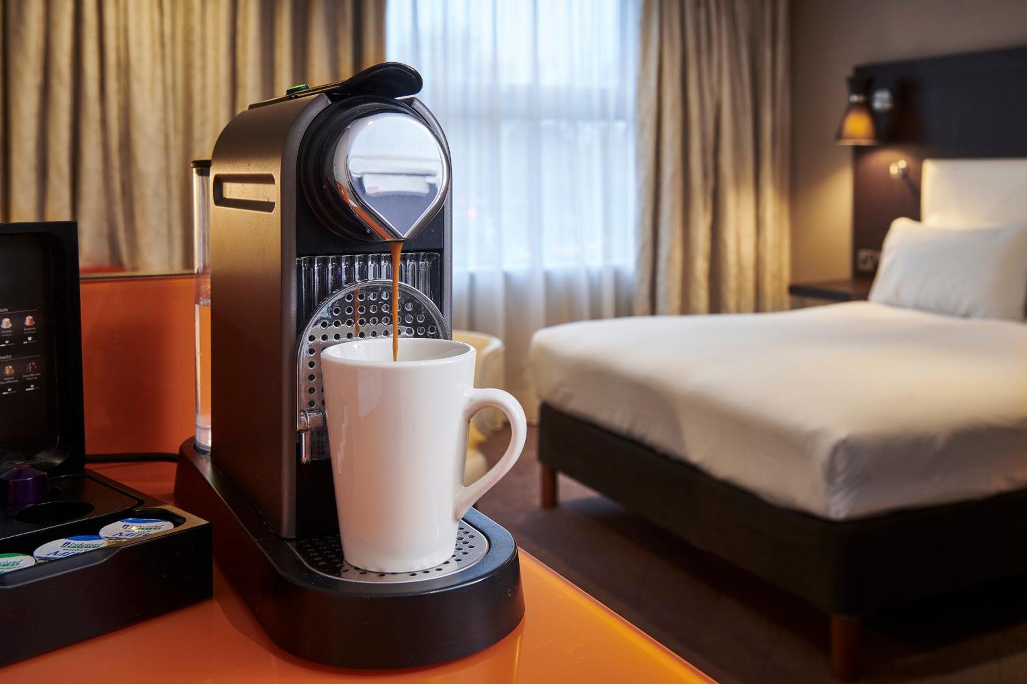 Hotel Doubletree By Hilton Ealing 4*