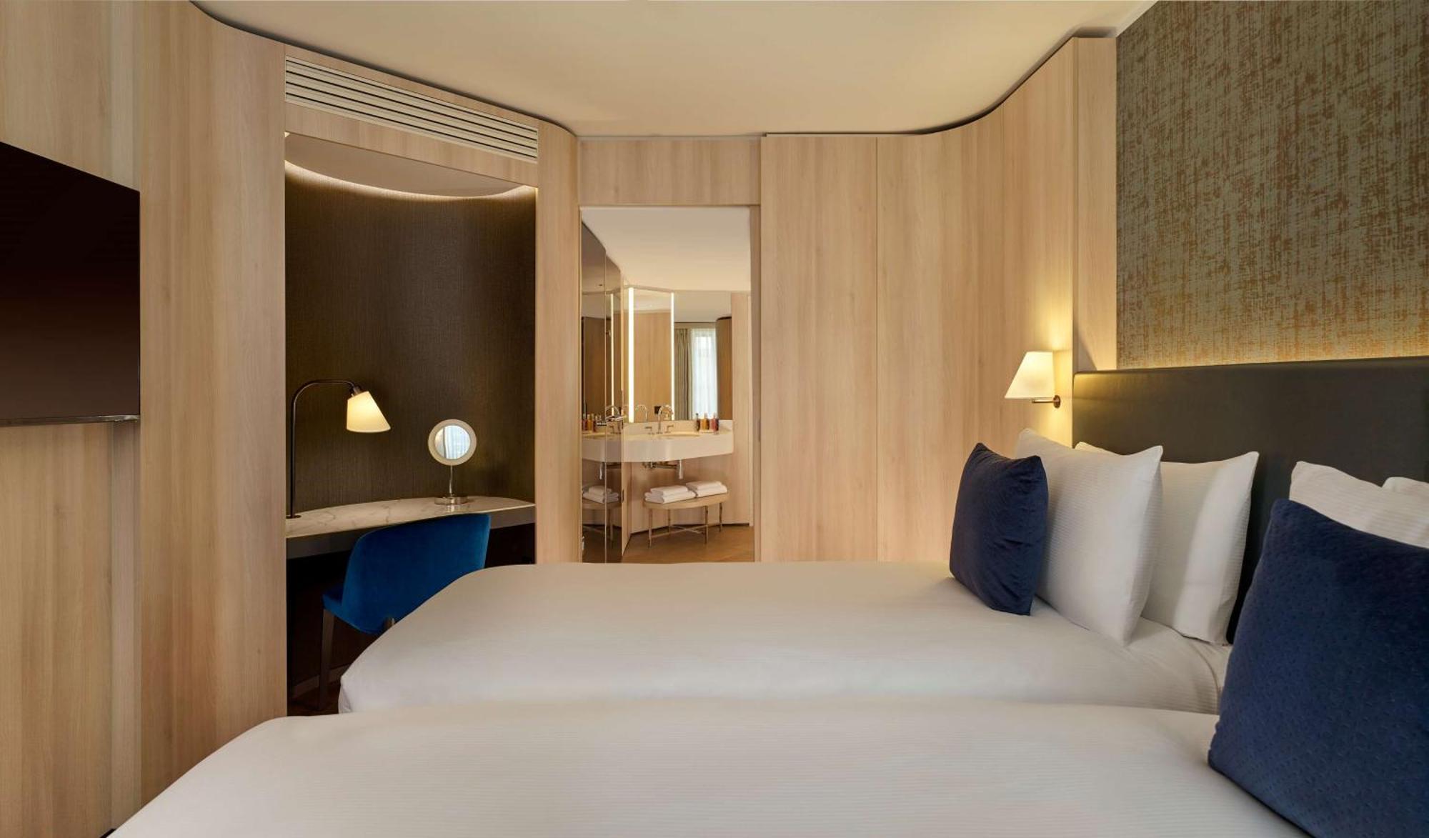 Hotel The Westminster London, Curio Collection By Hilton Londra
