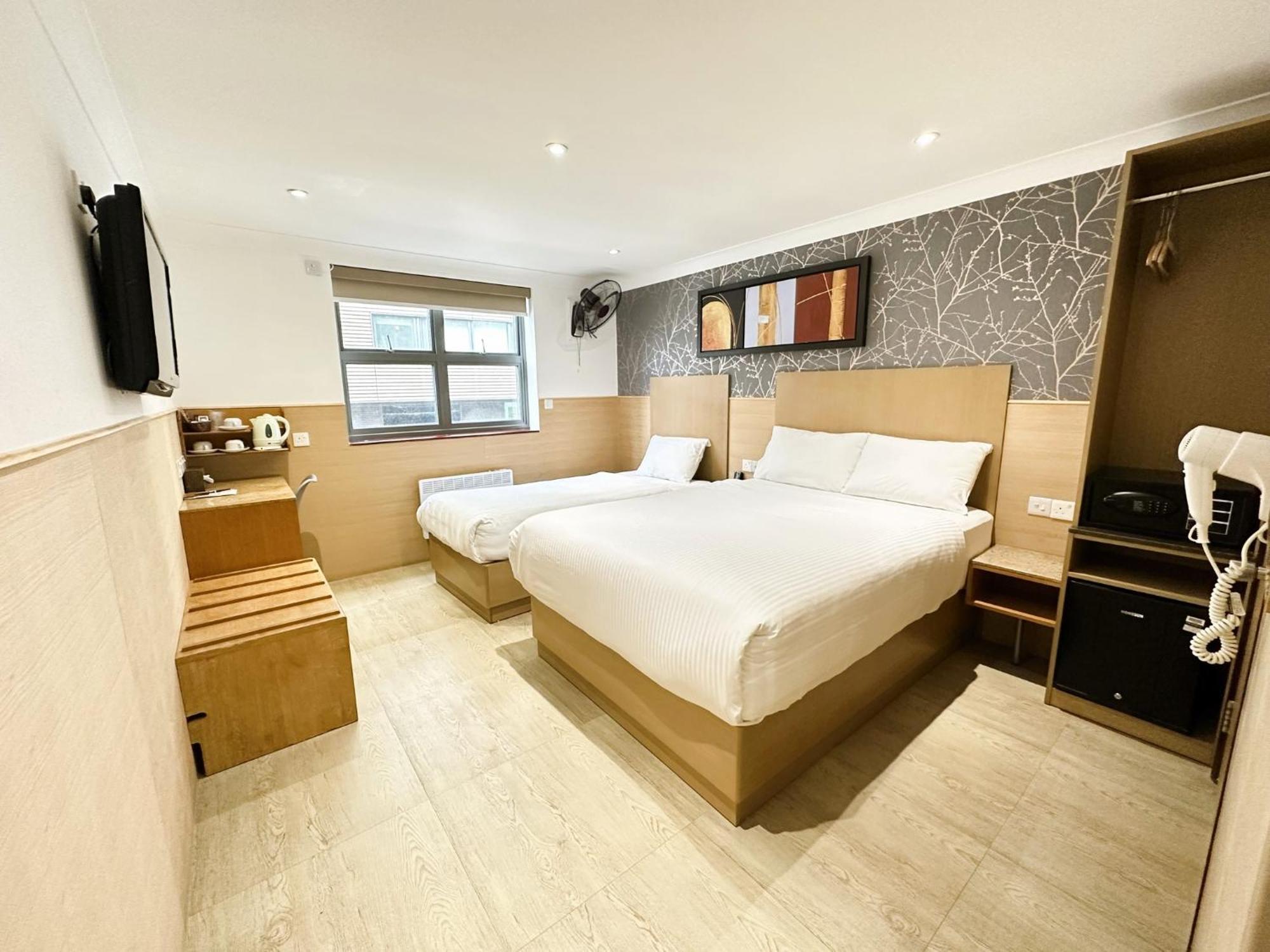 Eurotraveller Hotel- Express