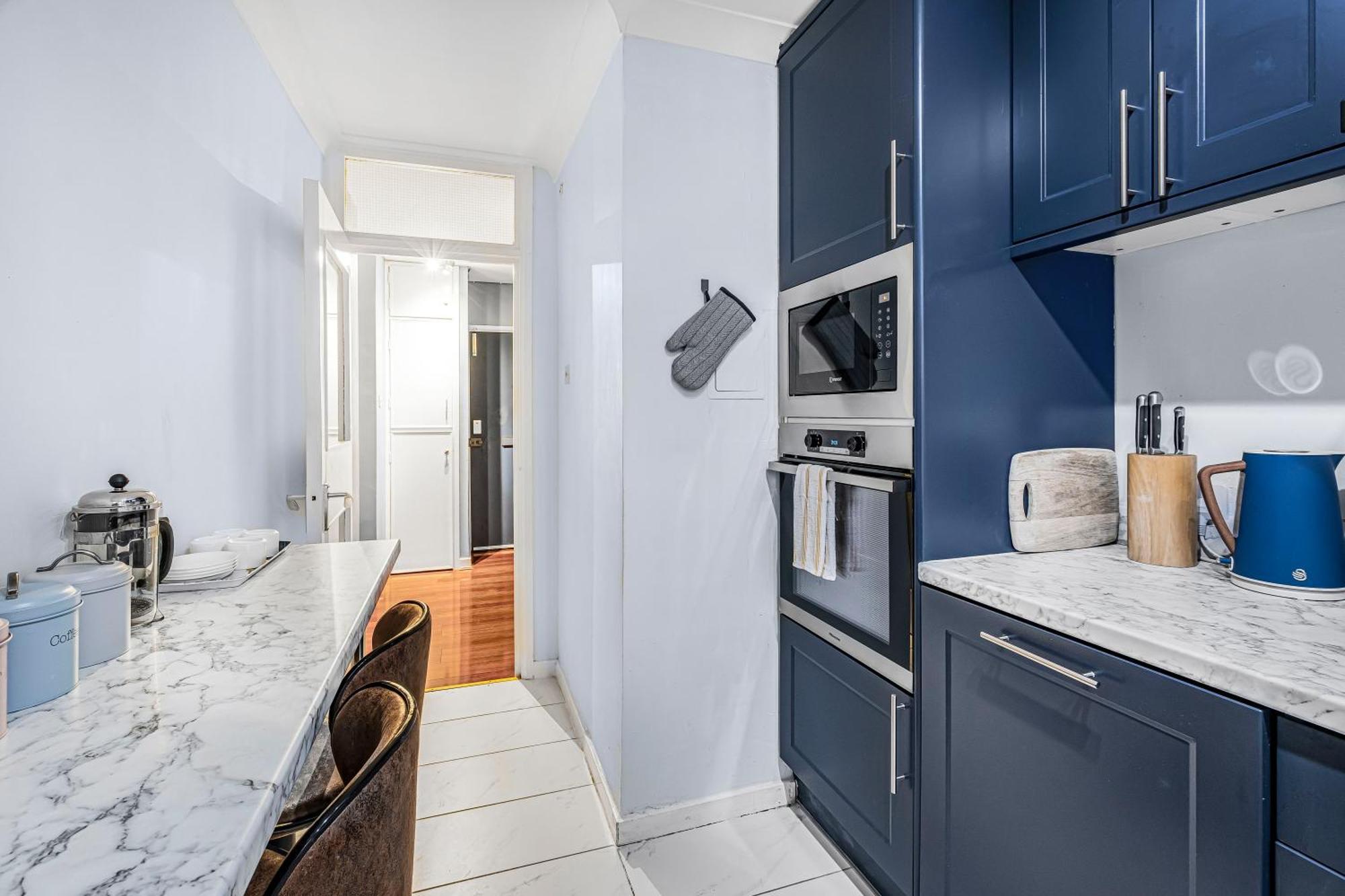 Accommodatie bij particulieren Two Stunning Bedrooms & Private Balcony & River View *