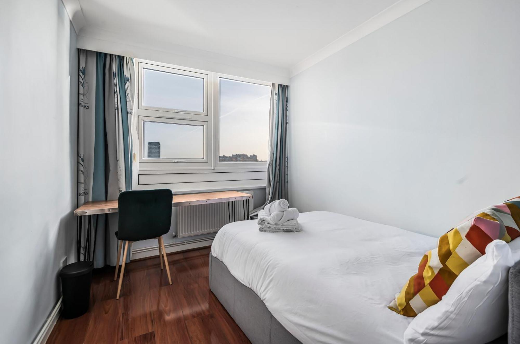 Accommodatie bij particulieren Two Stunning Bedrooms & Private Balcony & River View