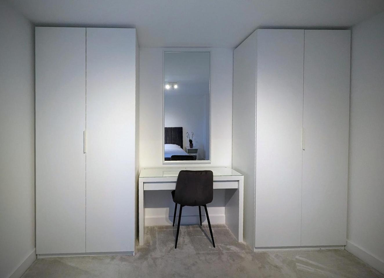 Leilighet New Lux 1 Or 2 Bed Flats + Car Park + 5min Tube + Fast Wifi