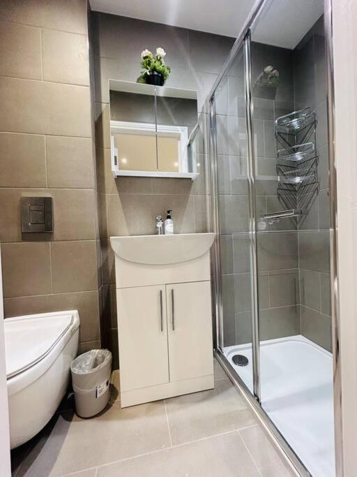 Cosy Studio Near Emirates Stadium London