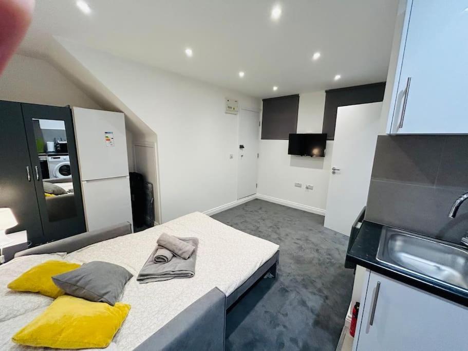 Cosy Studio Near Emirates Stadium Apartment *