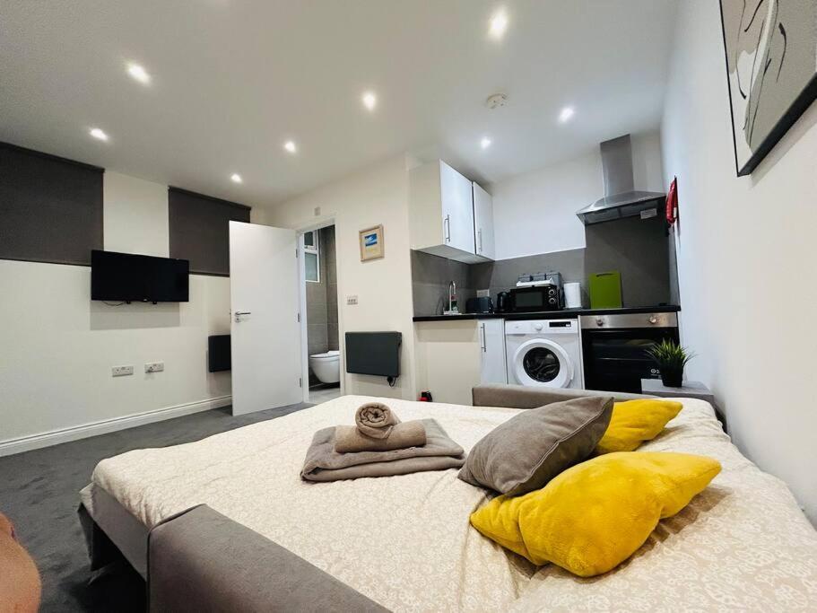 Cosy Studio Near Emirates Stadium Apartment *