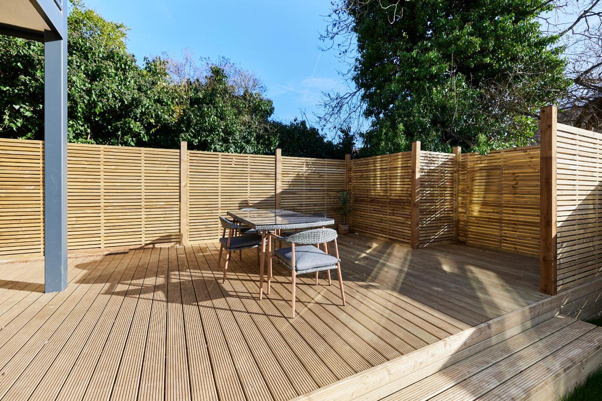 The Wembley Park Secret - Spacious 3bdr Flat With Terrace Apartment London