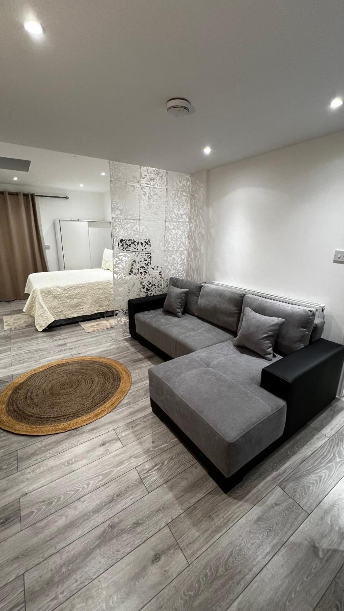 Charming Bedroom Flat * Londen