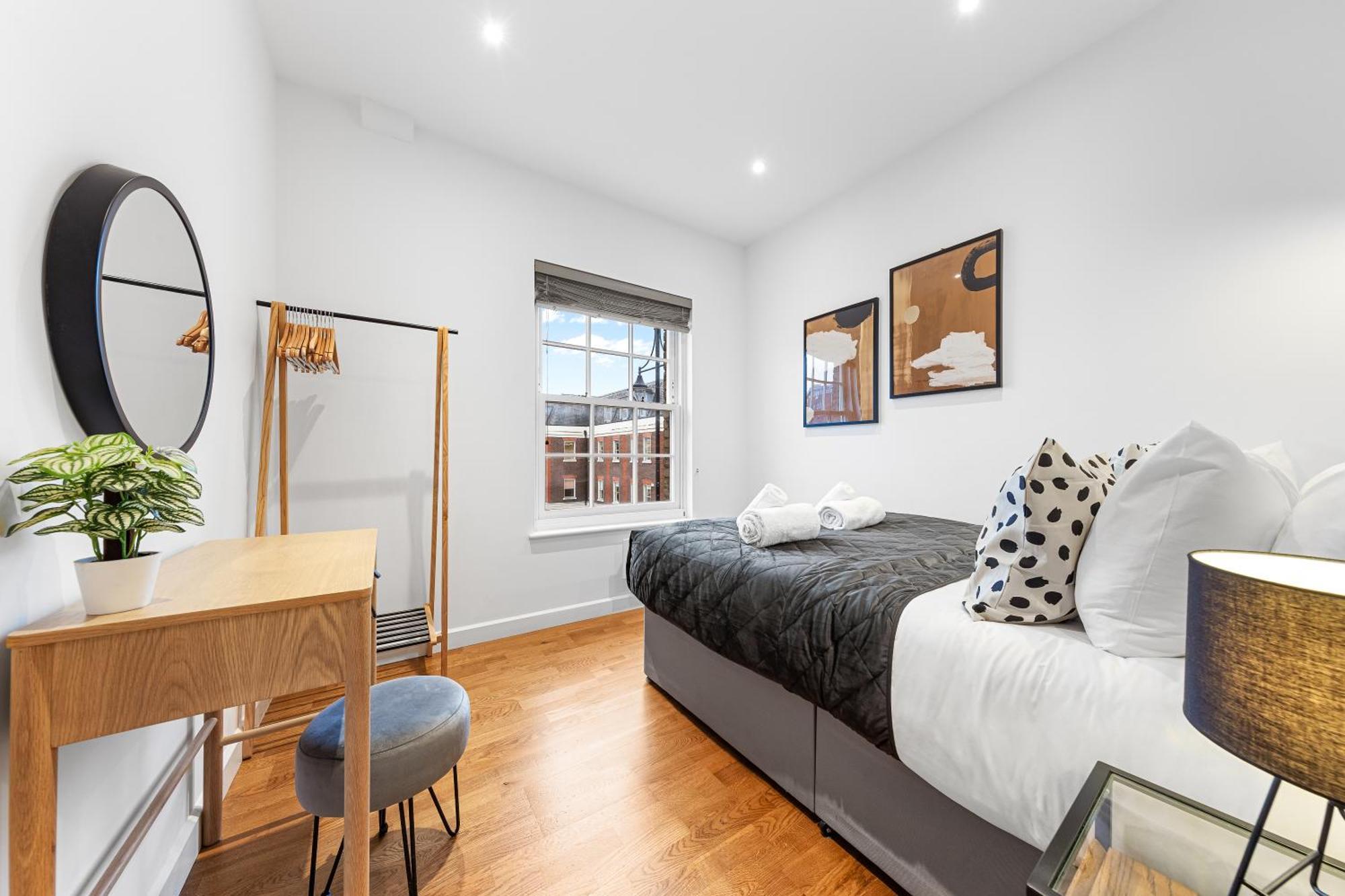 Lägenhet Modern One Bedroom Flat - Near Heathrow, Windsor Castle, Thorpe Park - Staines Tw18