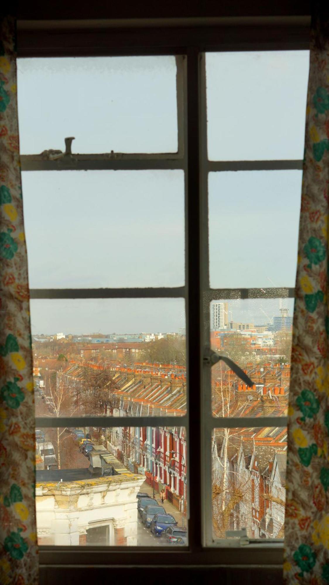 Shepherds Bush Superior Apartment, Center London! Apartment