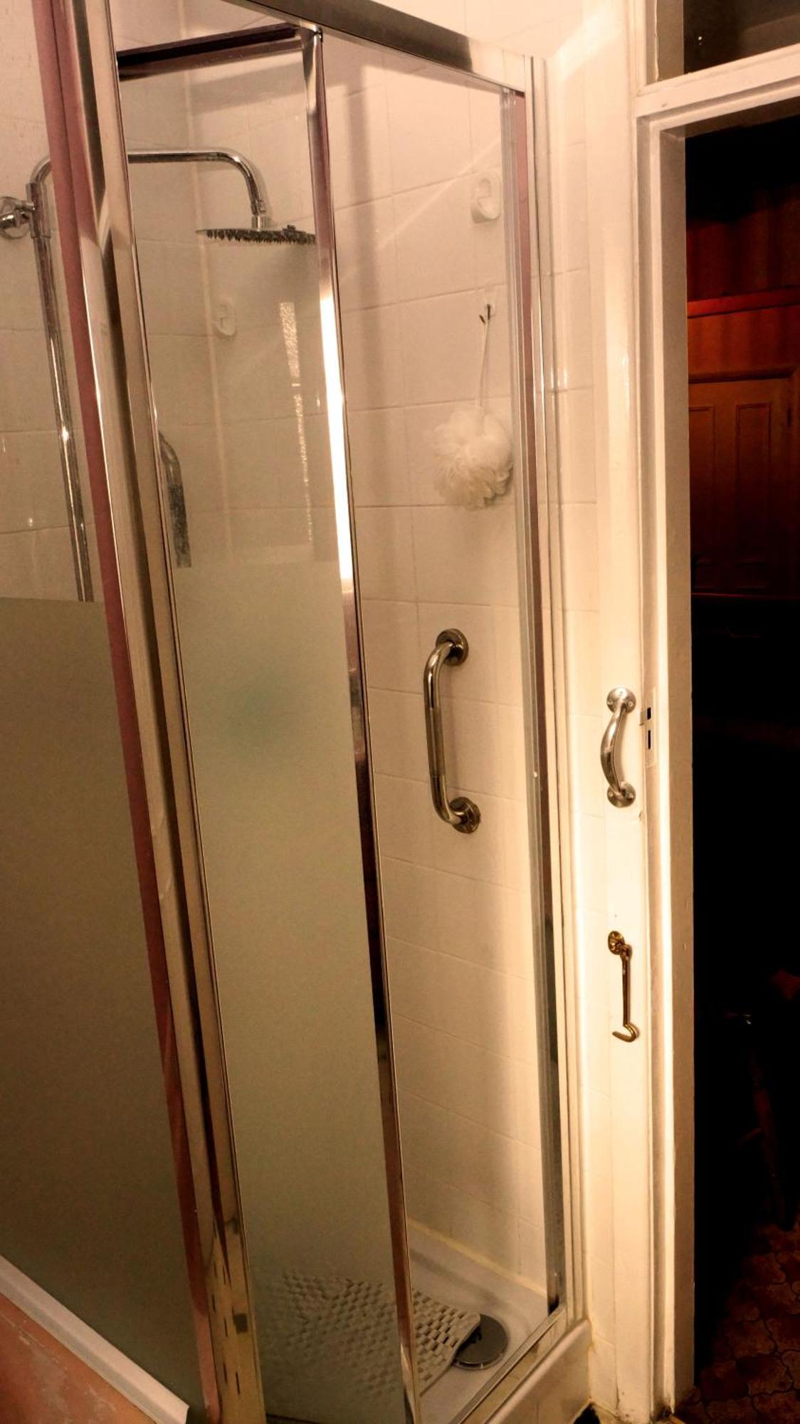 Apartment Shepherds Bush Superior Apartment, Center London!