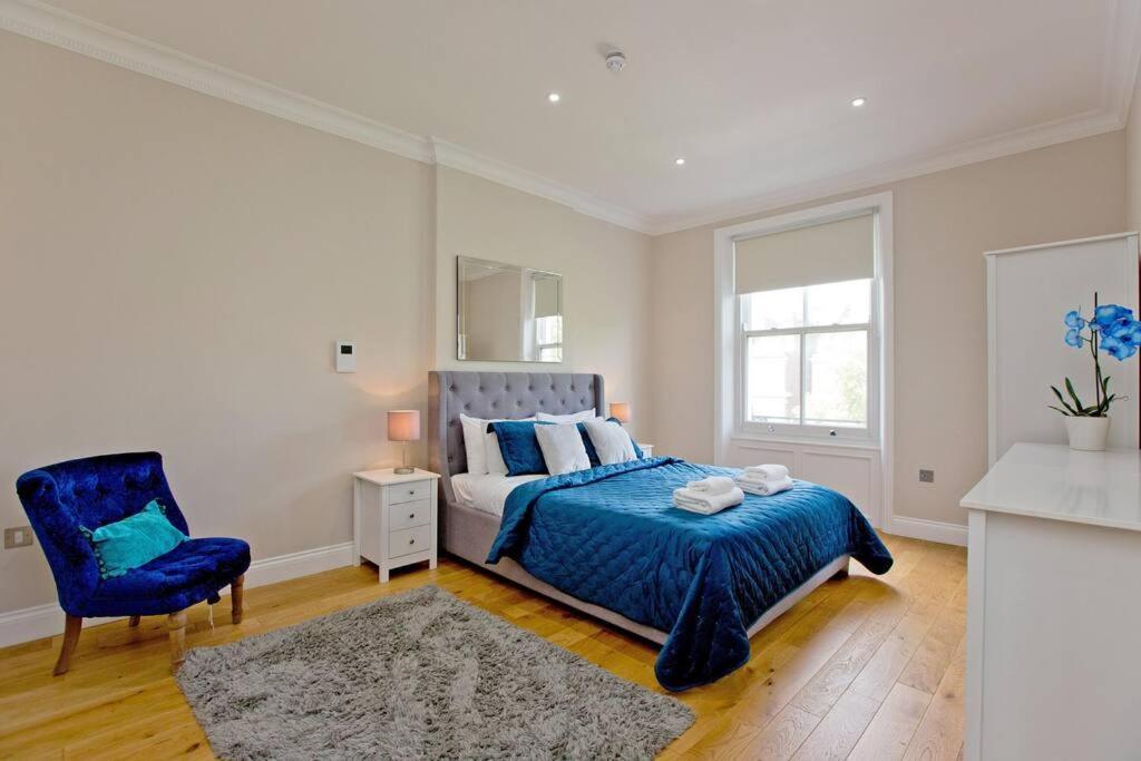 Appartement F7 Large 2bed Kensington Londen