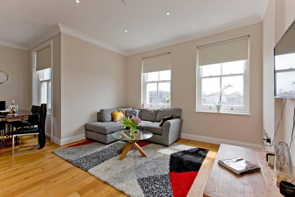 F7 Large 2bed Kensington * Londen