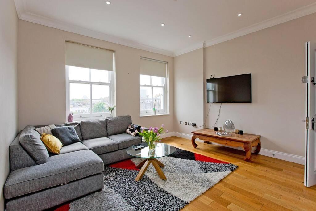 Appartement F7 Large 2bed Kensington Londen