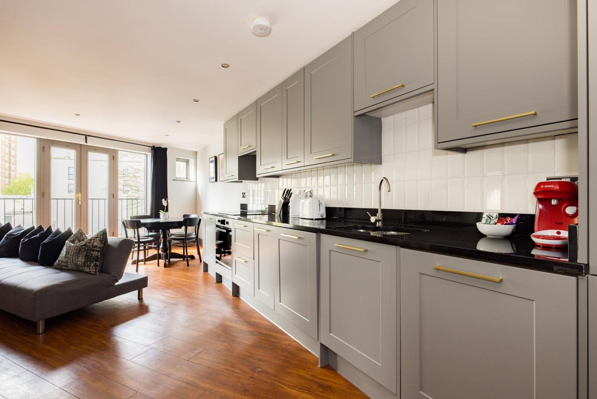 Sunshine In My Mood - 2 Bedroom Flat In Battersea Apartment