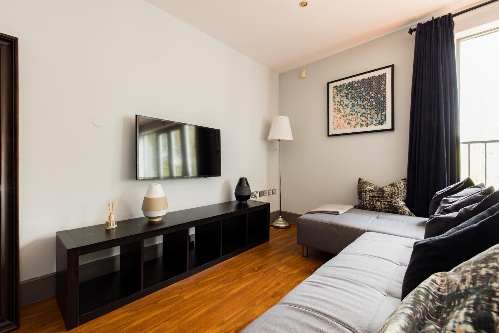 Sunshine In My Mood - 2 Bedroom Flat In Battersea Apartment London