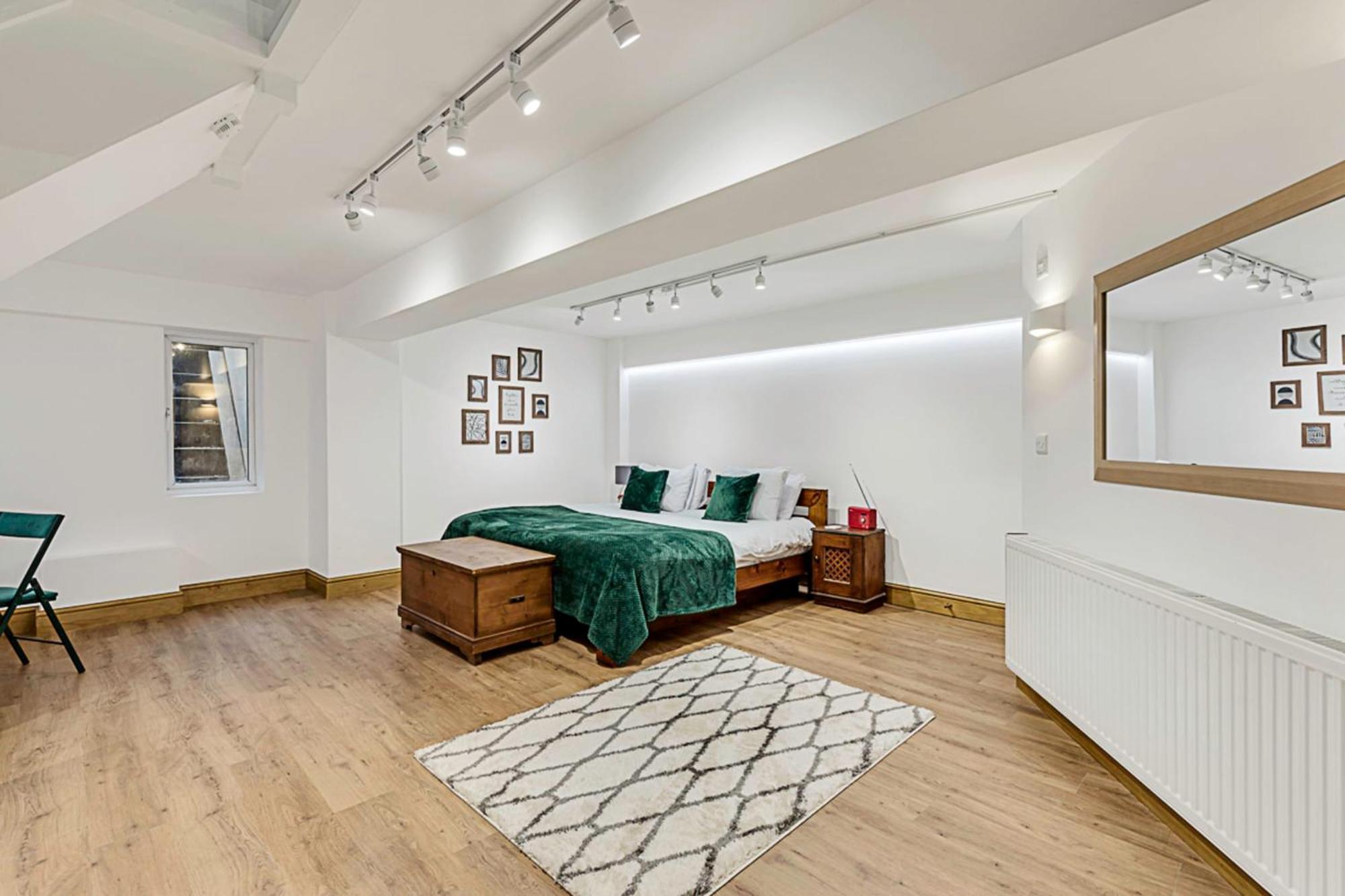 Lejlighed Modern Comfort Two Bedroom Gem On The Rye