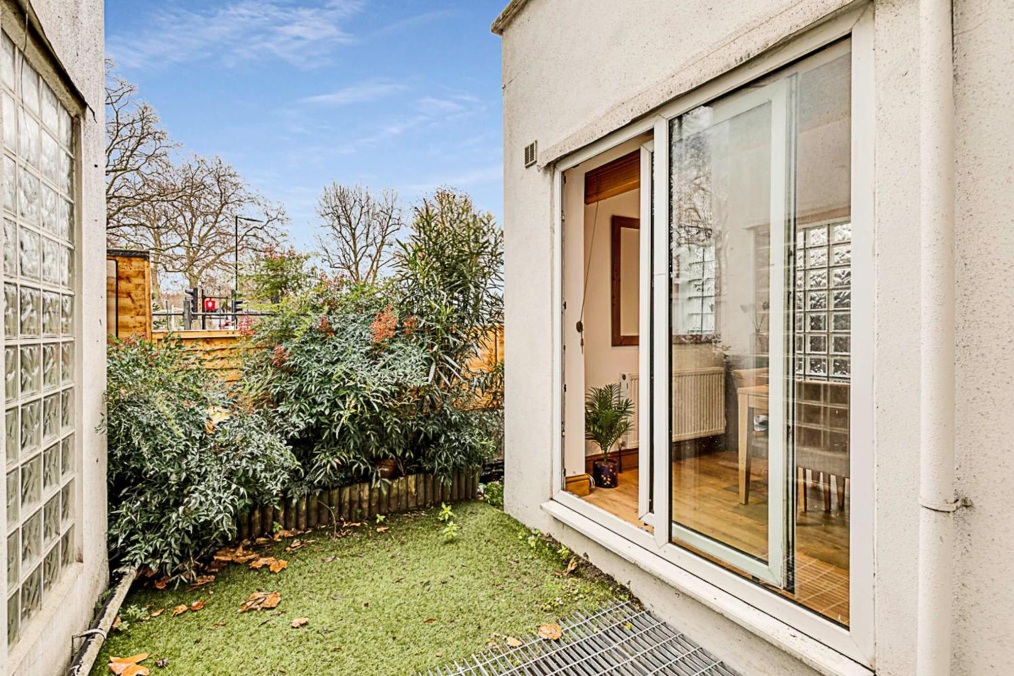 Modern Comfort Two Bedroom Gem On The Rye Lejlighed