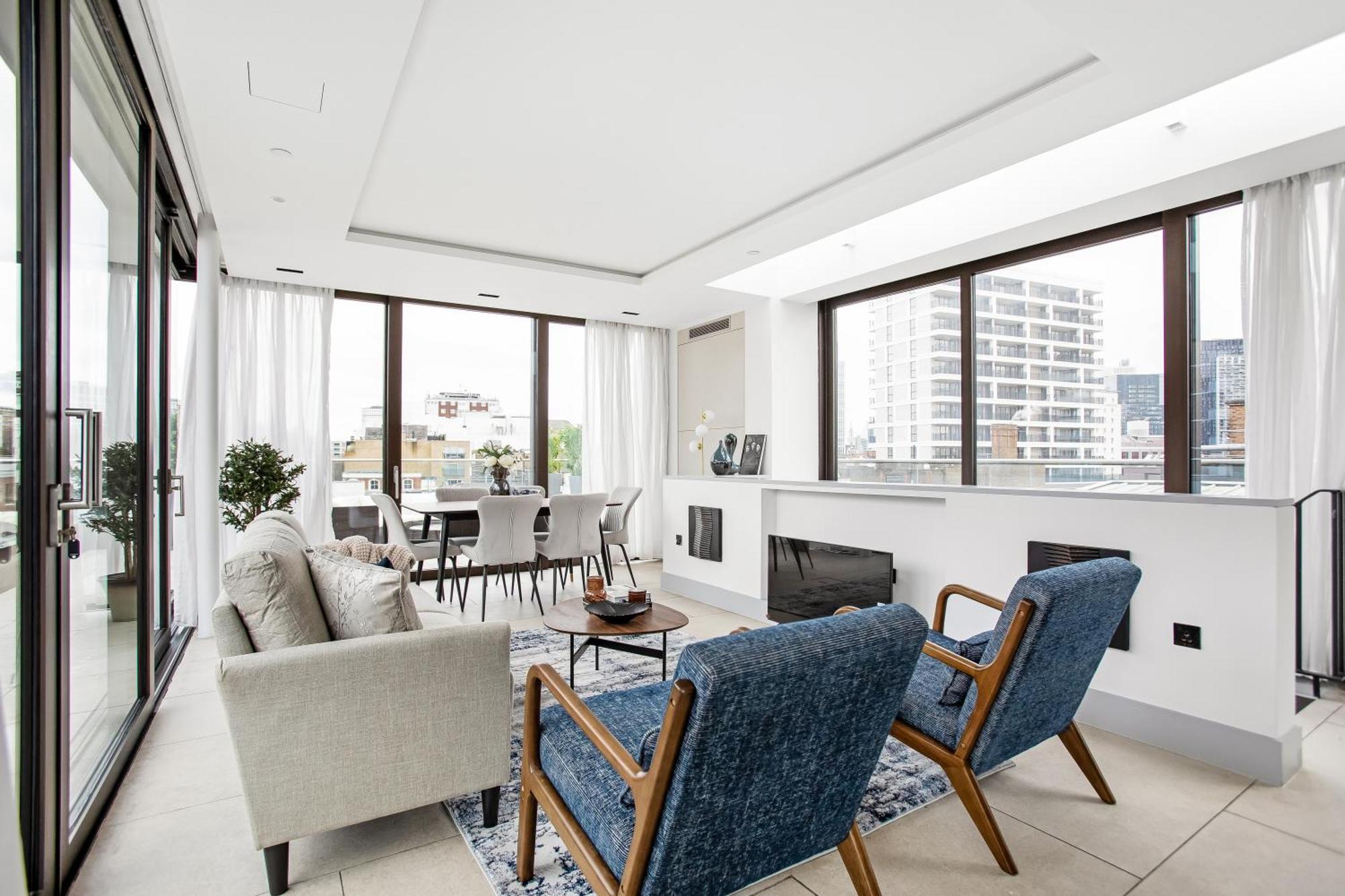 Stunning 3 Bedroom Penthouse Private Terrace Ac Appartement *