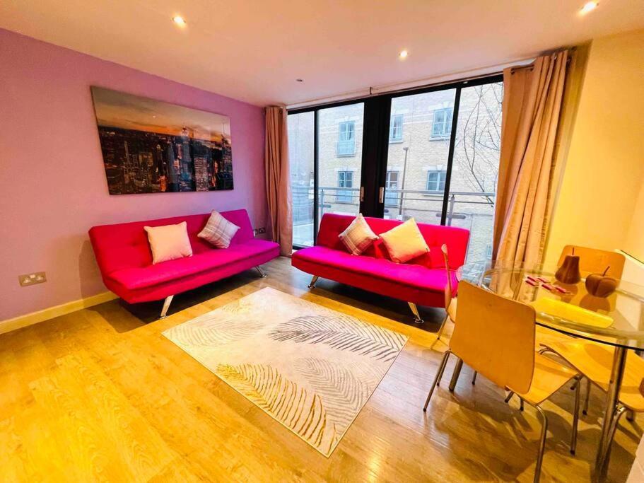 Bright Flat In Bricklane-aldgate Londra