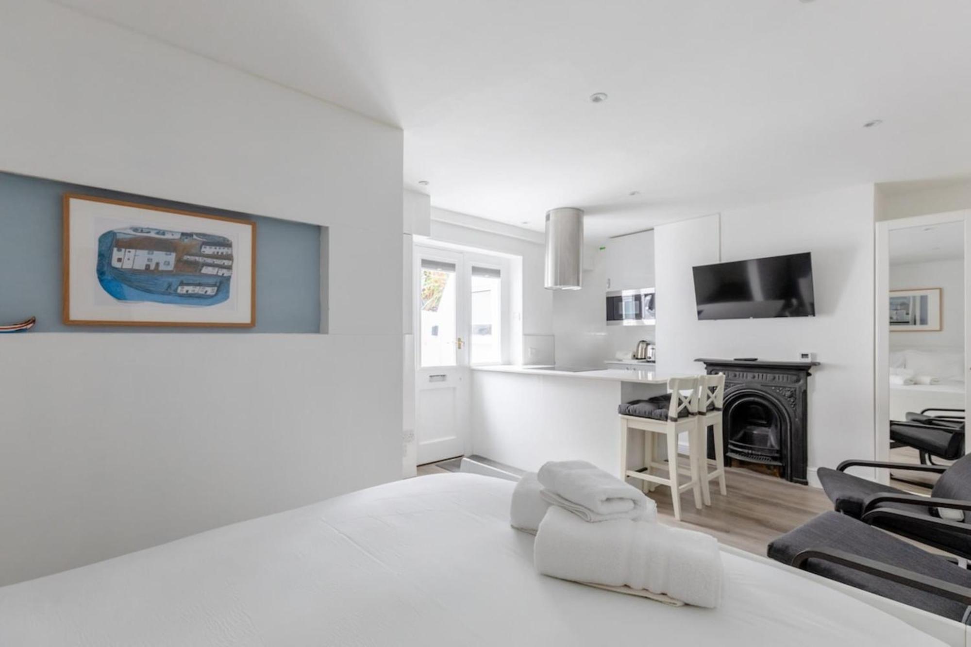 Sleek & Well-connected Flat Archway! Leilighet London