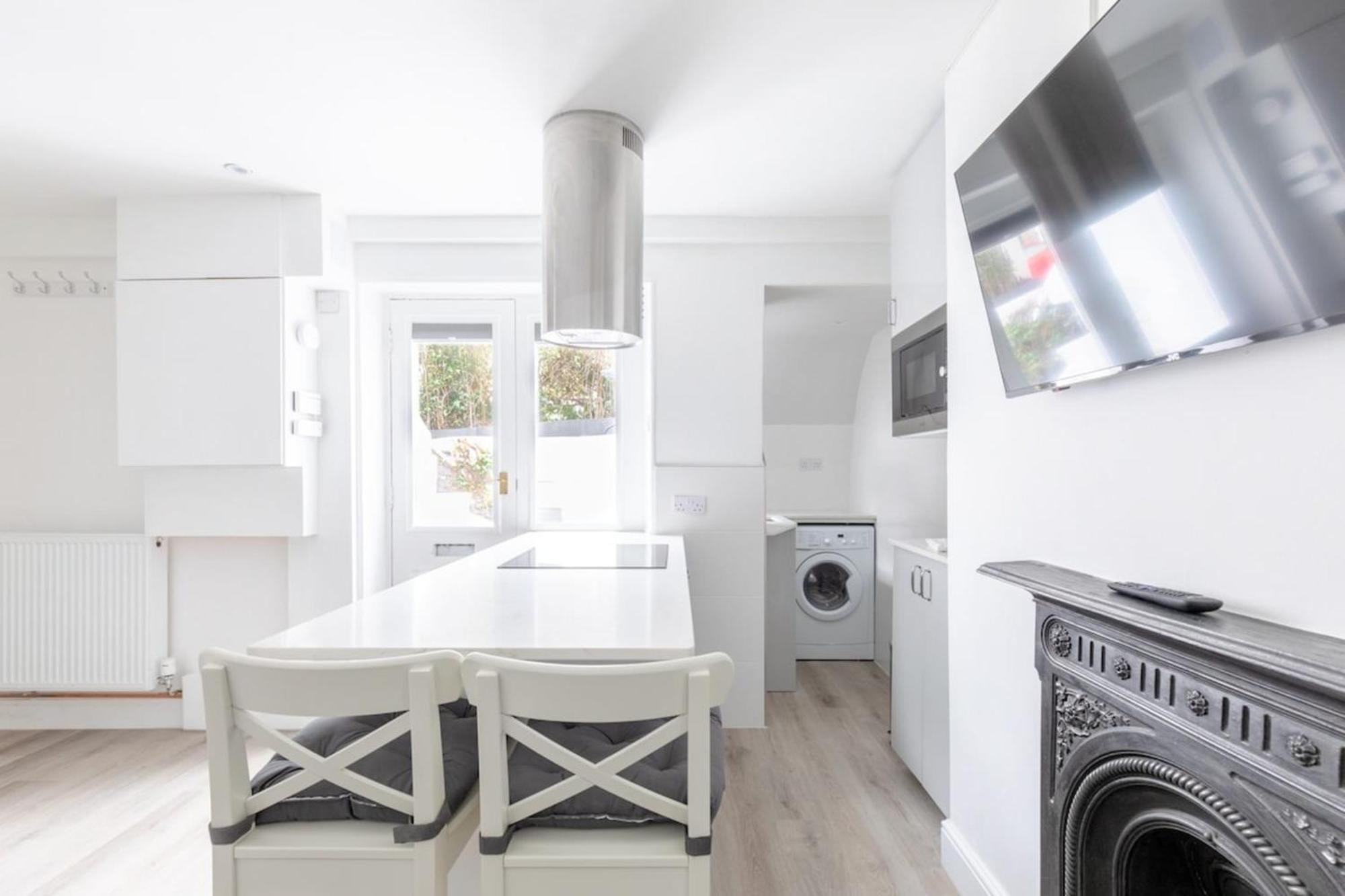 Sleek & Well-connected Flat Archway! Leilighet London