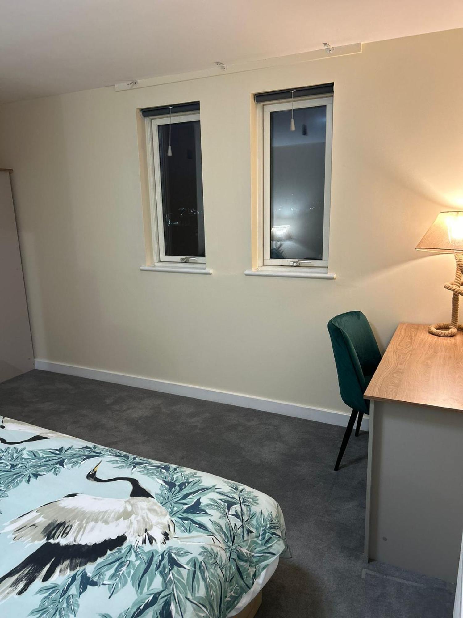 Luxury 2 Bedroom Around Lcy Airport Londen