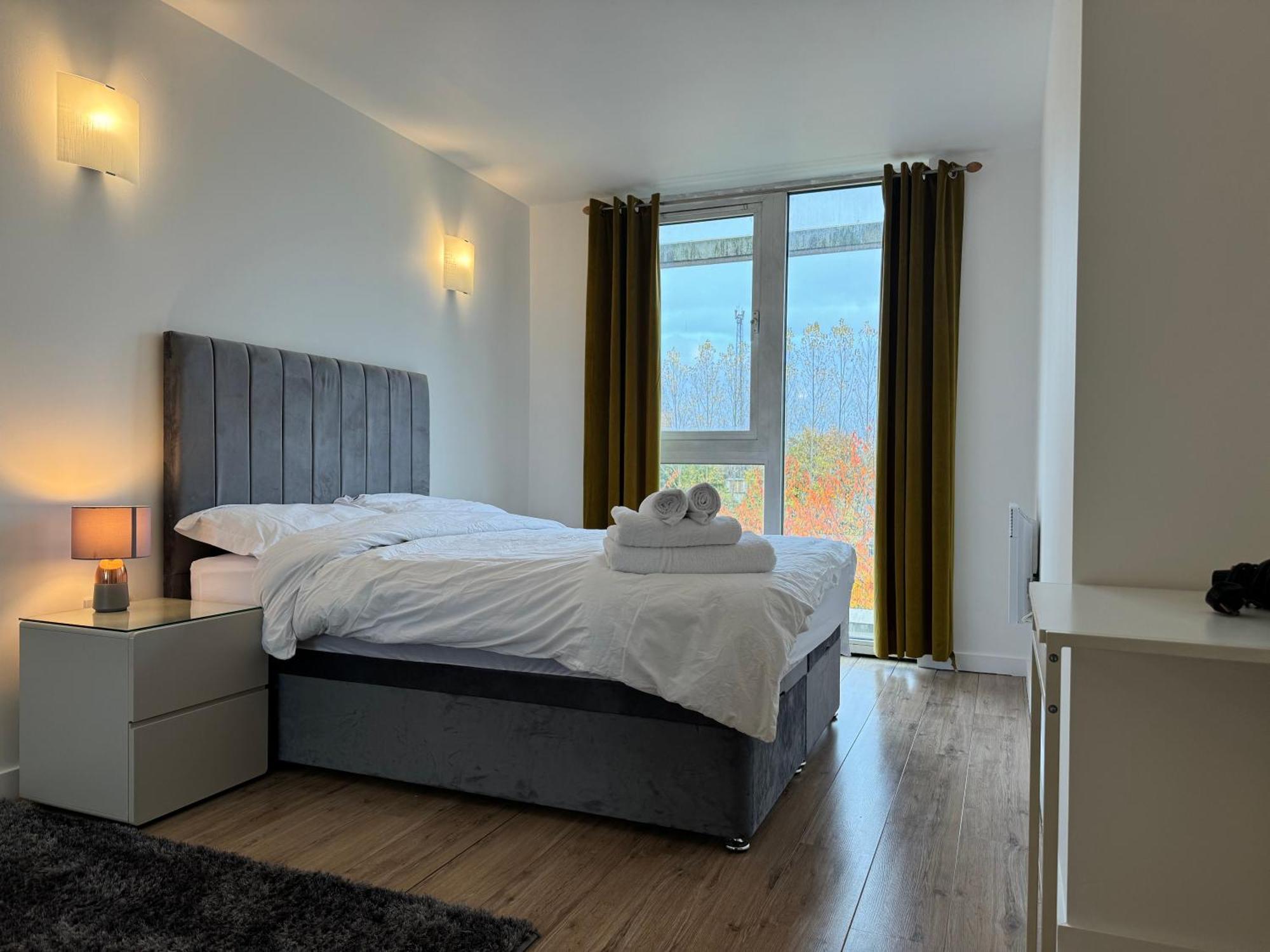 Leilighet Luxury Modern 1 Bedroom With Balcony London