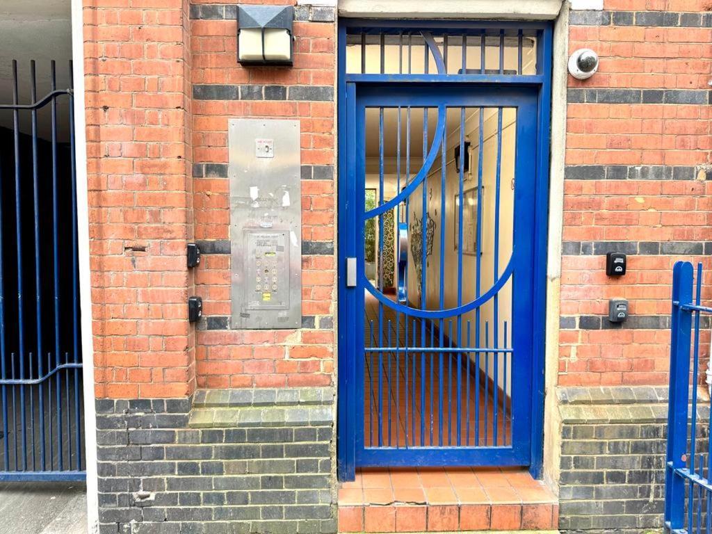 Downtown Chic Private Bedrooms In King's Cross 4 Guest house London