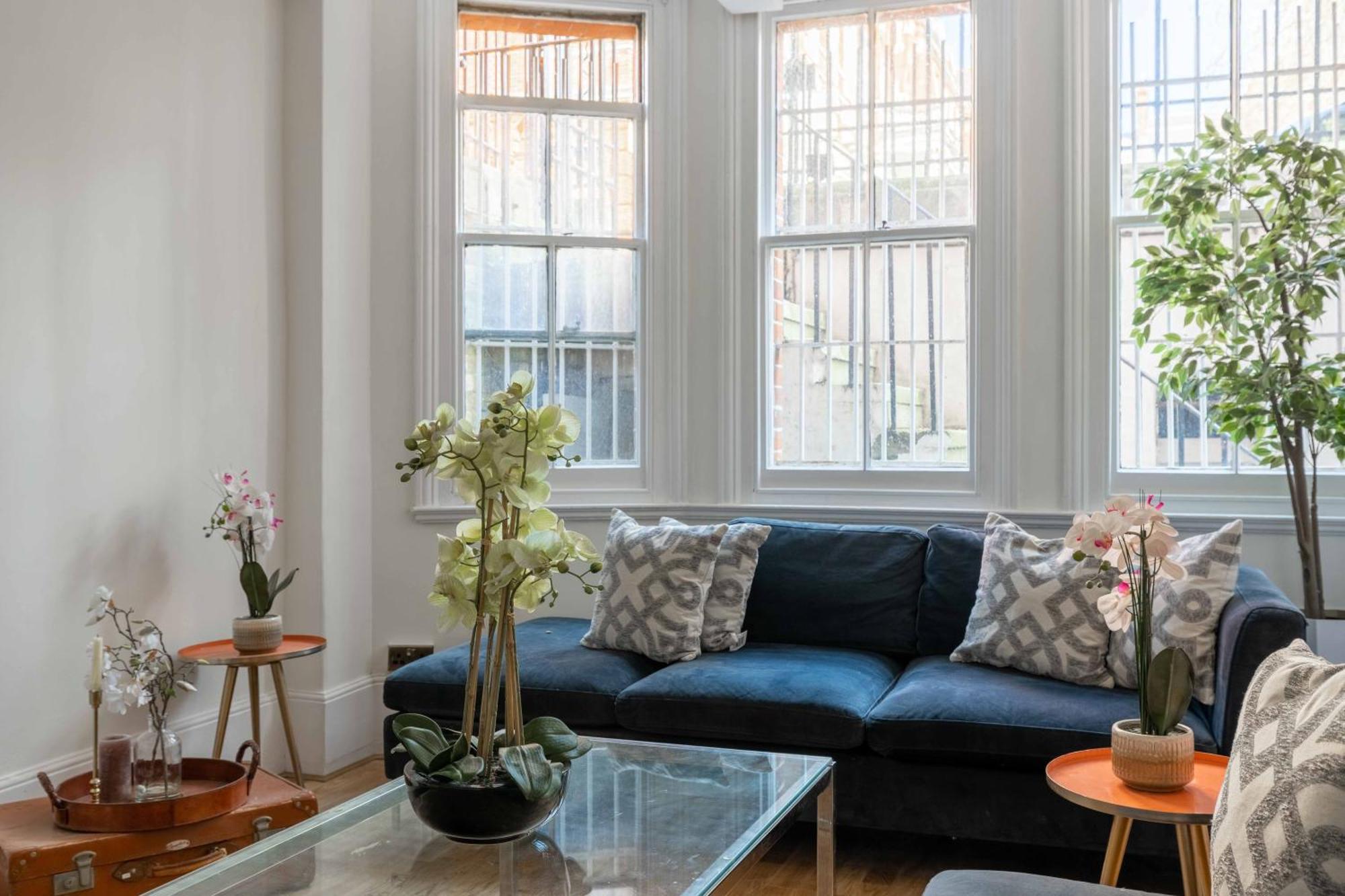 Renovu Premium Homes In Kensington Apartment London