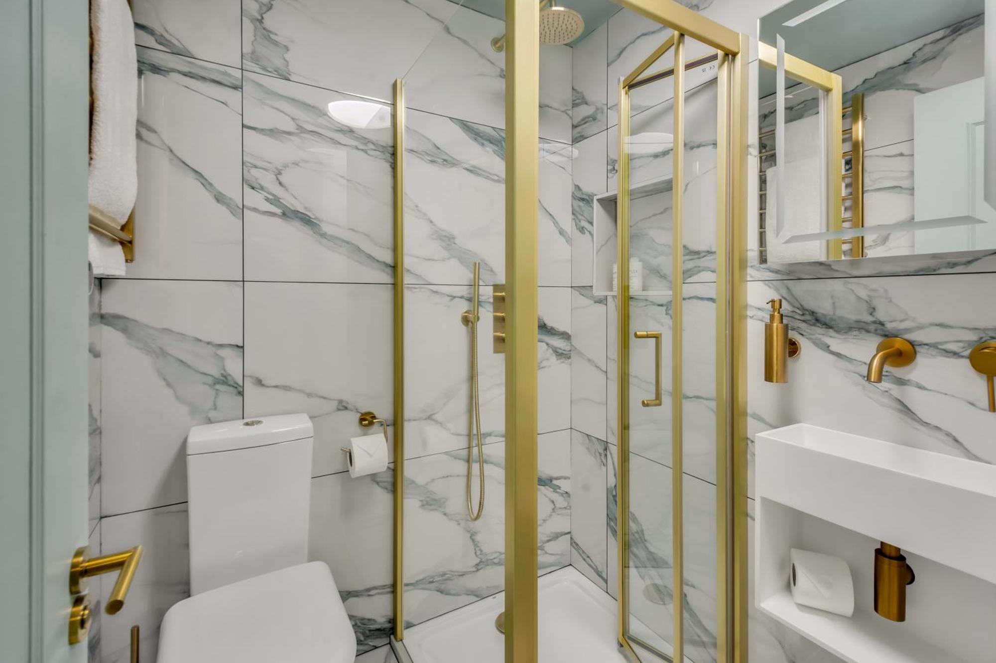 Mysquare Kensington Residences