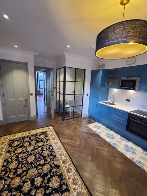 Appartement New Boutique Ground Floor Londen