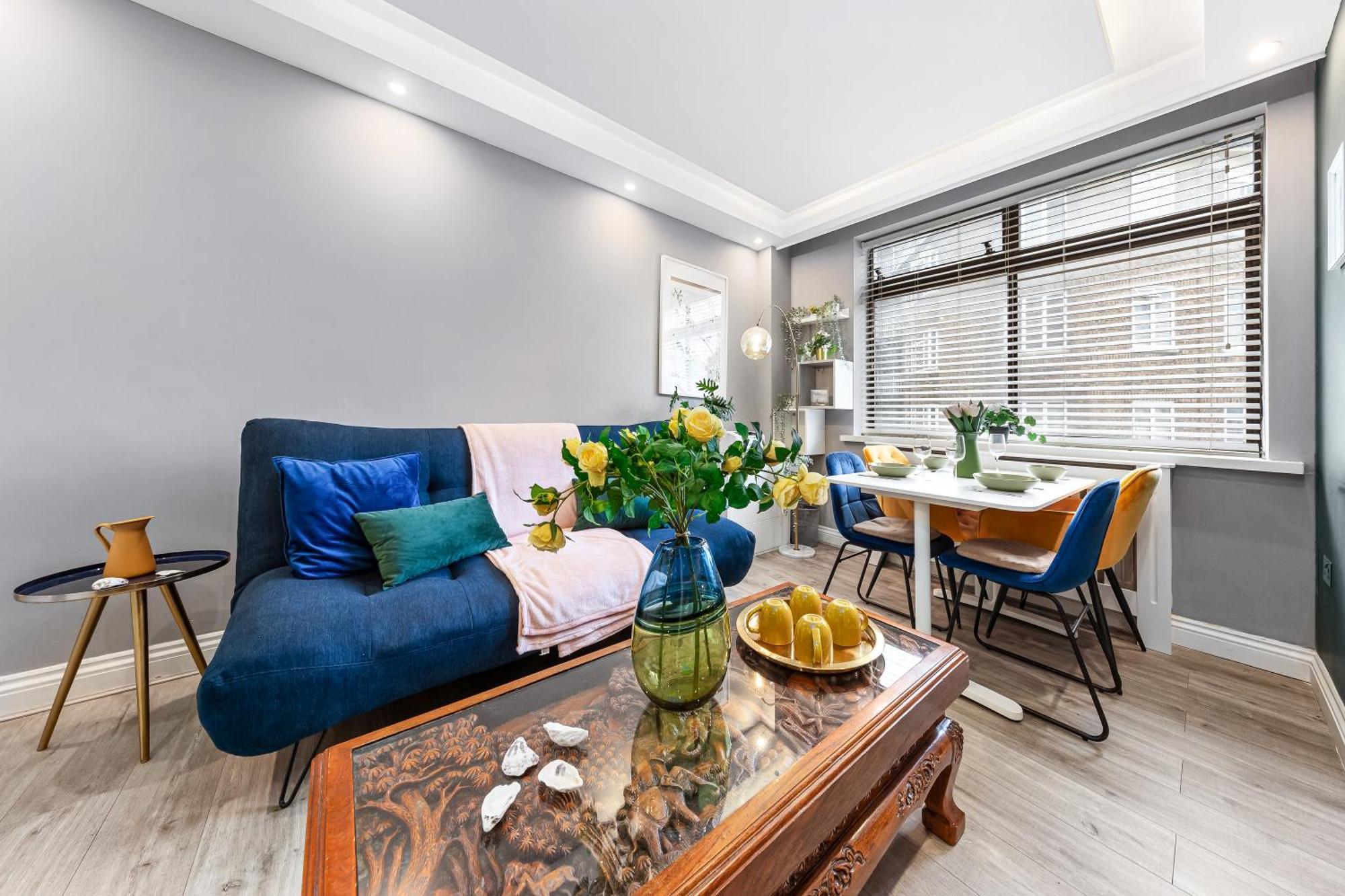 Stylish, Fully Equipped Beside Hyde Park Appartement